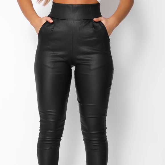 Whitefoxboutique Fire It Up Wet Look PU Pants Black Size Small - Picture 5 of 5